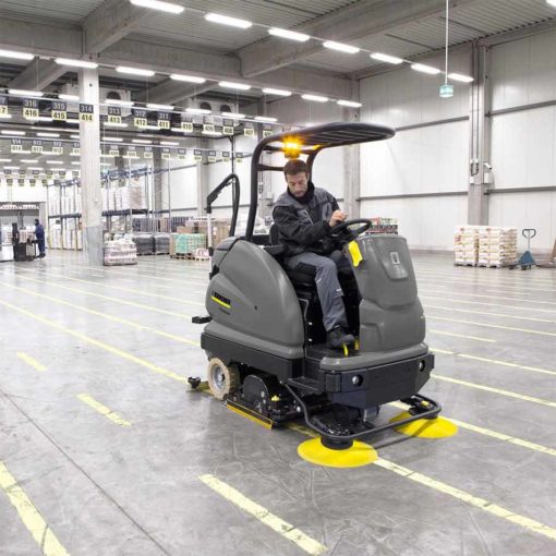 Karcher B 250 R in use warehouse 2
