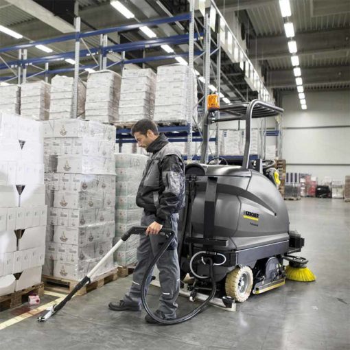 Karcher B 250 R in use warehouse
