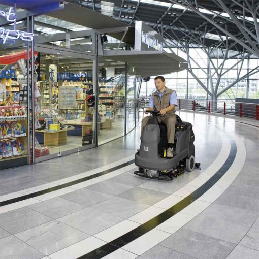 Karcher B90R Classic in use in shopping mall