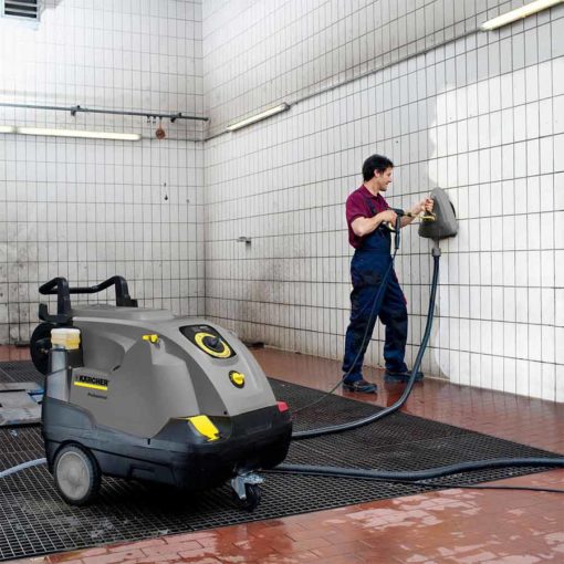 Karcher-HDS-5-12-c in use
