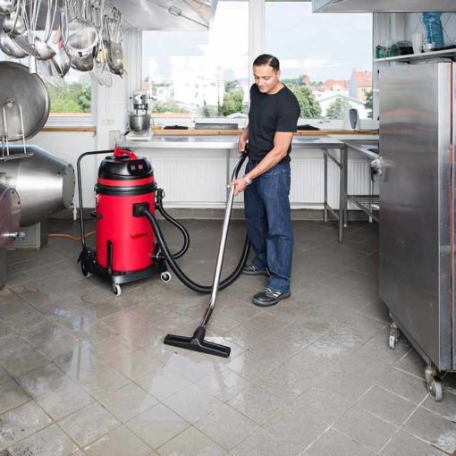 Viper LSU 275-375 cleaning kitchen floor