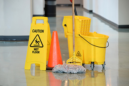 Floor cleaning equipment